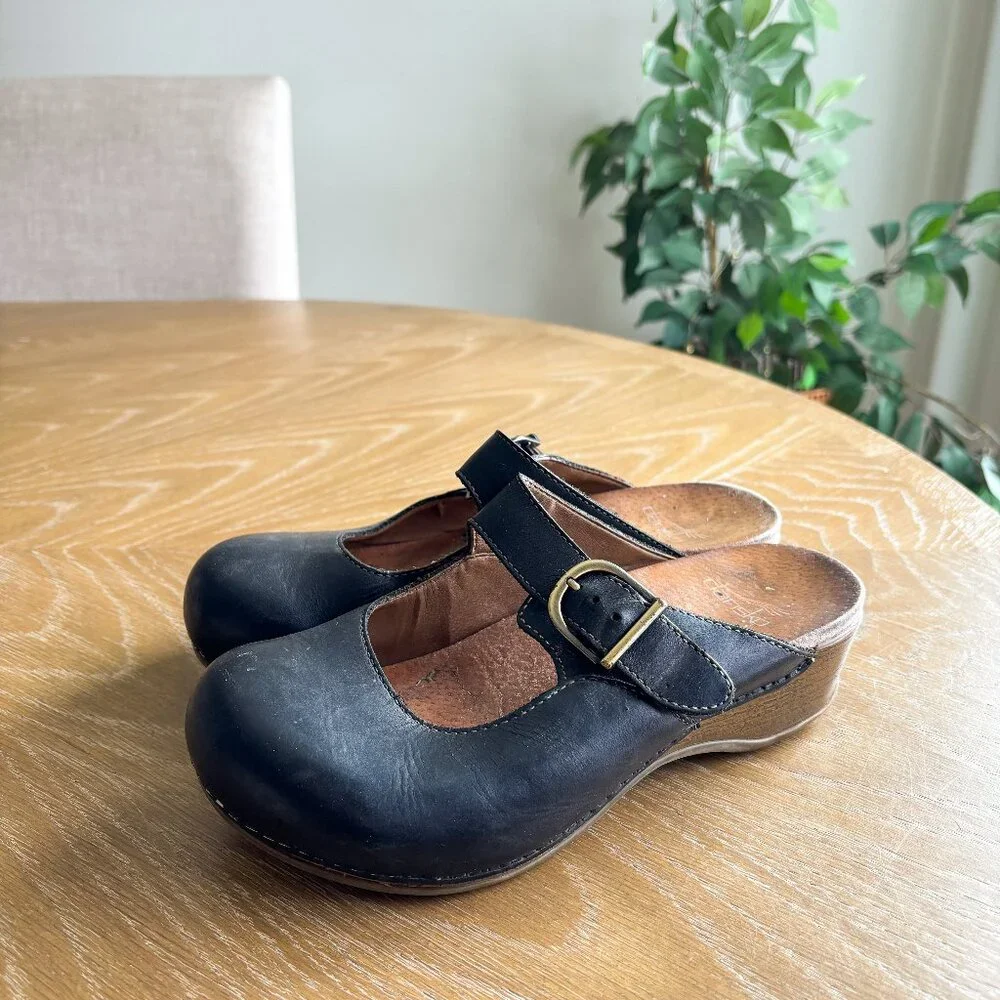 Dansko Martina Mule Black Leather Clogs - Picture 1 of 9